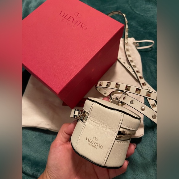 Valentino Rockstud Neck Pouch - Picture 4 of 4